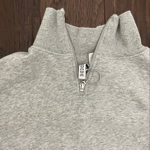 Divided Quater Zip Cropped Hoodie